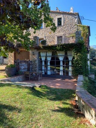 Gasthaus Mas Roquet Maçanet de Cabrenys Exterior foto